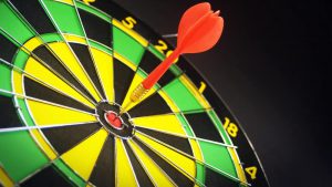 picture of a dart hitting bulls eye